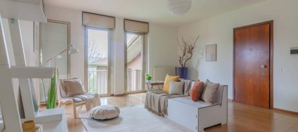 Apartamento de 3 habitaciónes en Sirone, Italy No. 35390 2