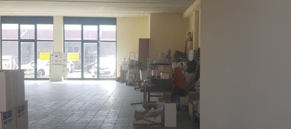 240m² Warehouse in Lucca, Italy No. 127743 3