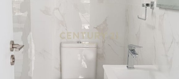 2 bedrooms Penthouse in Limassol, Cyprus No. 1419 11