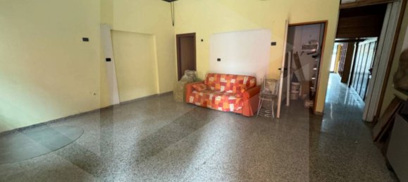 1 room Parking in Vicenza, Italy No. 19249 9