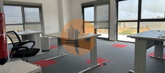 Lagerhaus in Quelfes, Portugal 4796m², Nr. 278989 24