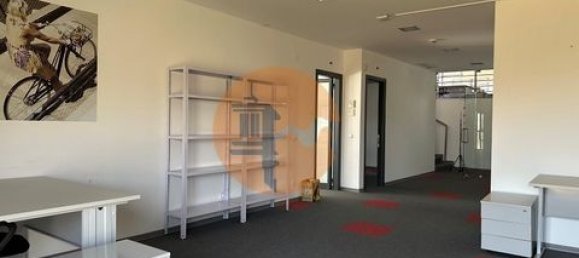 Lagerhaus in Quelfes, Portugal 4796m², Nr. 278989 23