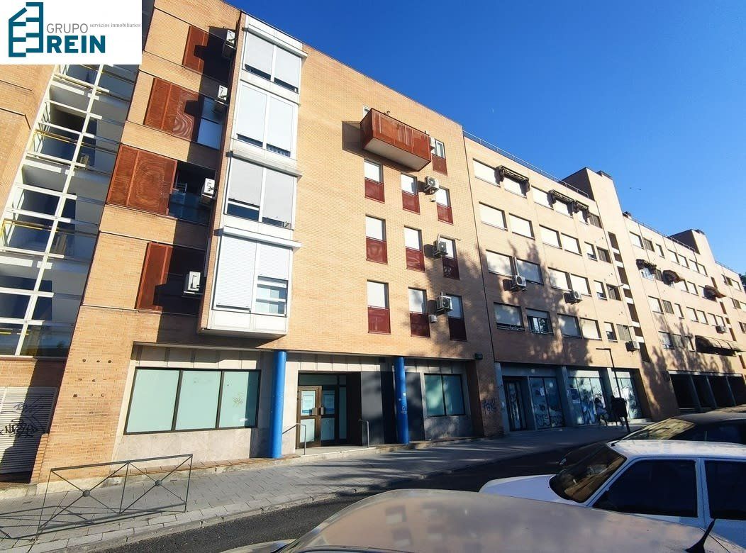 Propiedad comercial en Leganés, Spain 235 m² No. 252832