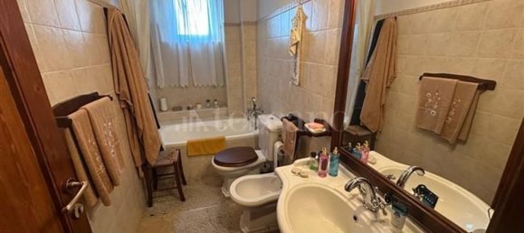 Apartamento de 6 habitaciónes en Catania, Italy No. 130568 10