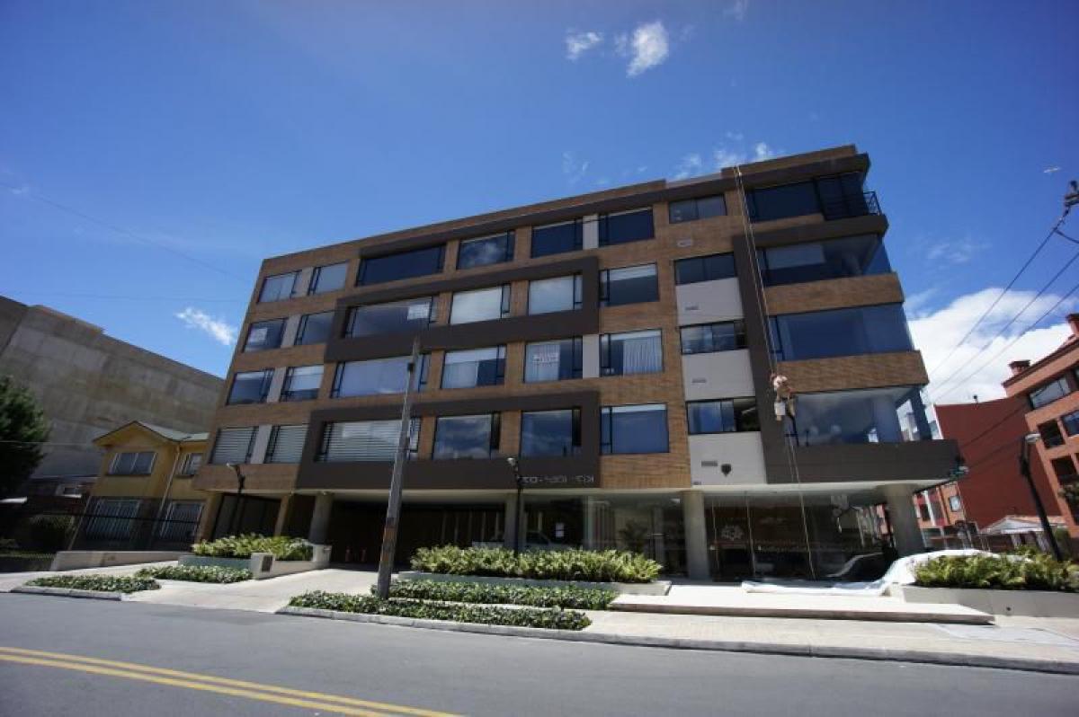 3 bedrooms House in Bogota, Colombia No. 10622