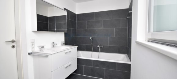 Apartamento de 4 habitaciónes en Lustenau, Austria No. 112271 3