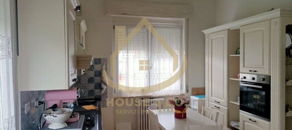 Вилла с 1 спальней в Виджевано, Италия № 13205 5