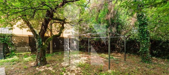 Casa de 29 habitaciónes en Mantua, Italy No. 246244 20