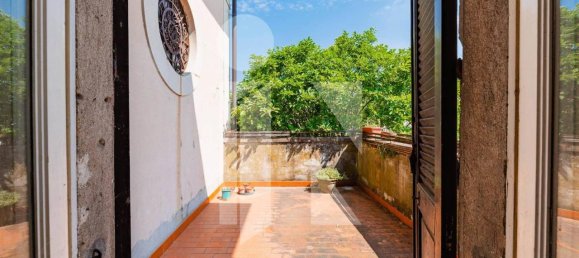 Casa de 29 habitaciónes en Mantua, Italy No. 246244 9