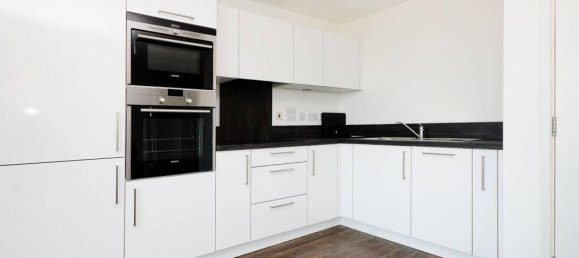 1 bedroom Apartment in Bow, United Kingdom No. 11779 8