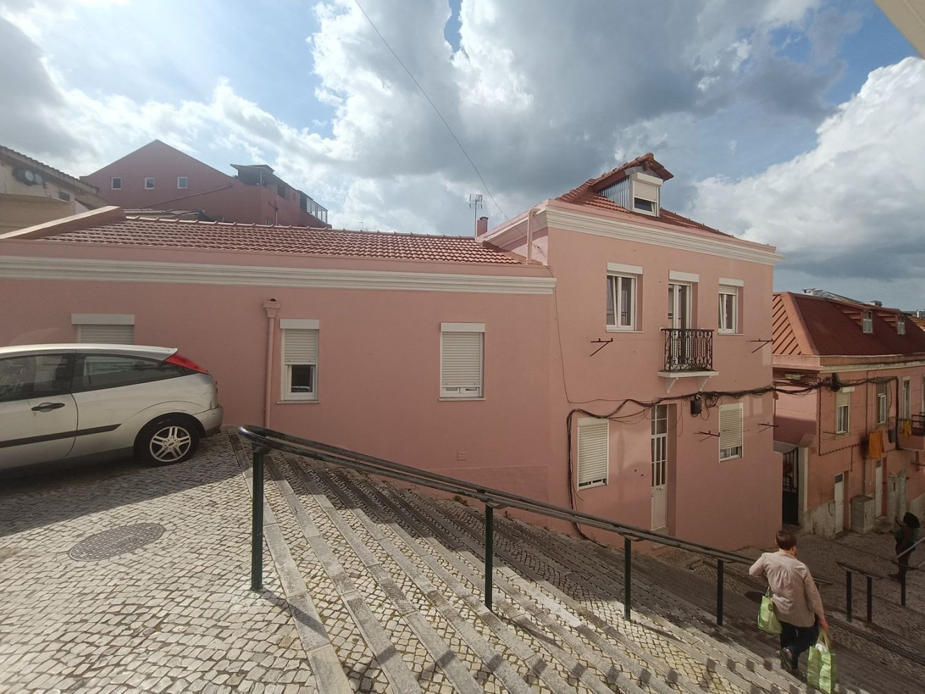 Edificio en Loures, Portugal 440 m² No. 294613