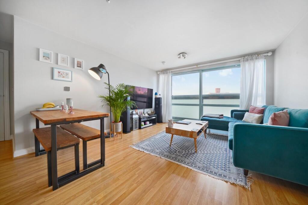 2 bedrooms Apartment in London, United Kingdom No. 12603