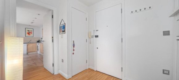 2 bedrooms Apartment in London, United Kingdom No. 12603 15