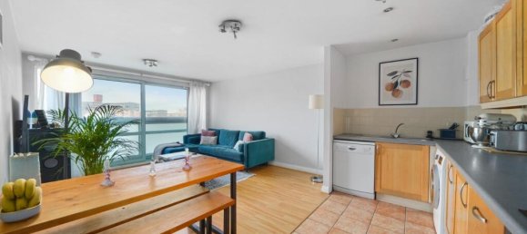 2 bedrooms Apartment in London, United Kingdom No. 12603 3