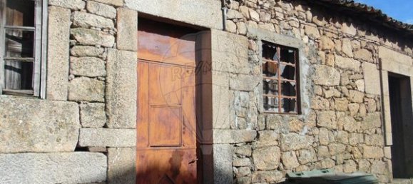 3 bedrooms House in Trancoso, Portugal No. 27670 7