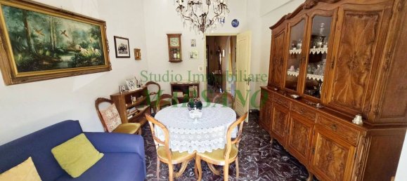2 bedrooms Apartment in Genoa, Italy No. 352394 4