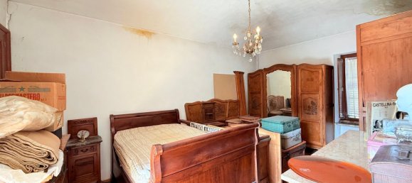 5 bedrooms House in Avigliana, Italy No. 380299 9