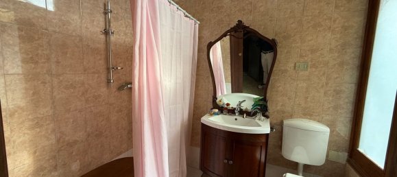 5 bedrooms House in Avigliana, Italy No. 380299 23