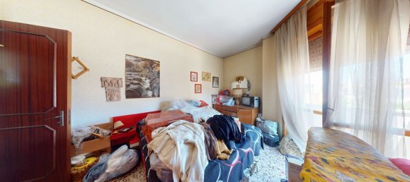 4 bedrooms Apartment in Surbo, Italy No. 326048 17