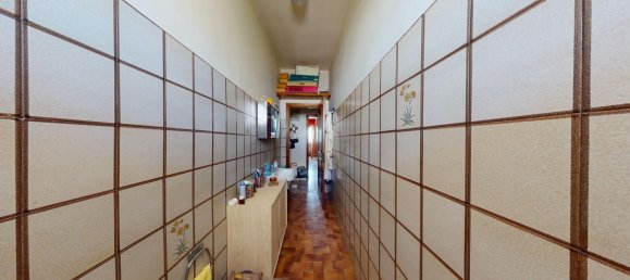 4 bedrooms Apartment in Surbo, Italy No. 326048 9