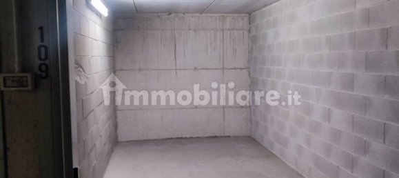 14m² Garage in Milan, Italy No. 244414 4