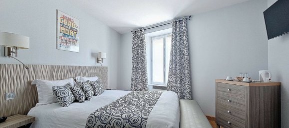 2000m² Commercial property in Chaumont, France No. 245856 2