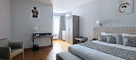 2000m² Commercial property in Chaumont, France No. 245856 3