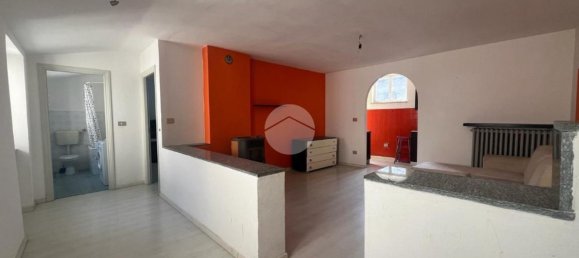 2غرفة شقة في Barge, Italy رقم 279508 6