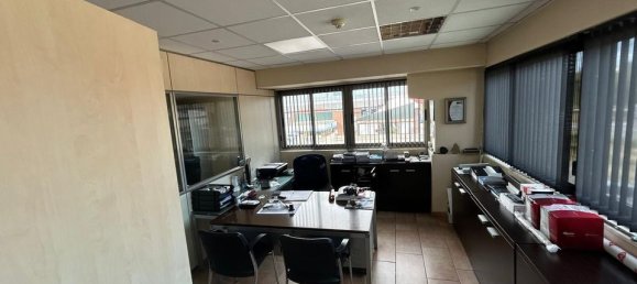 Propriété commerciale à Montcada i Reixac, Spain 4000m² No. 176680 4