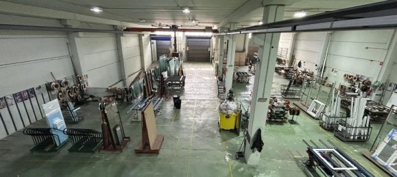 Propriété commerciale à Montcada i Reixac, Spain 4000m² No. 176680 15