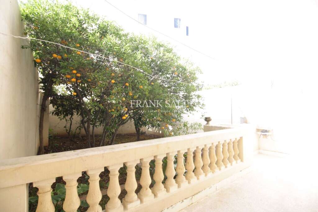 Casa de 4 dormitorios en Zejtun, Malta No. 8066