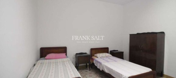 Casa de 4 dormitorios en Zejtun, Malta No. 8066 2