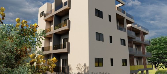 2 bedrooms Apartment in Kato Polemidia, Cyprus No. 23379 3
