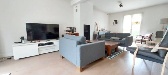 5 Schlafzimmer Haus in La Chapelle-des-Fougeretz, France, Nr. 232760 3