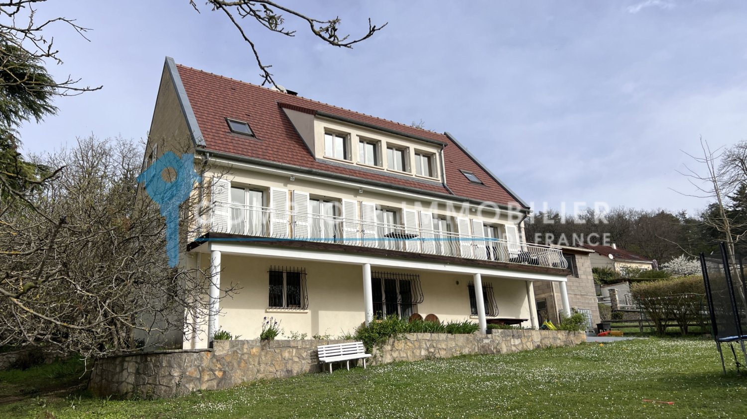 6 bedrooms House in Milly-la-Foret, France No. 183123