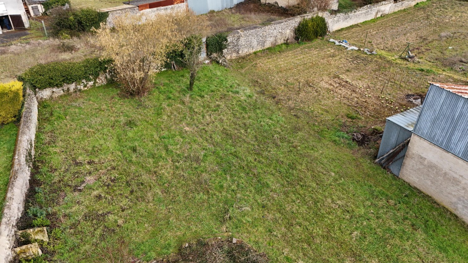 Grundstück in Vienne, France 585m², Nr. 278801