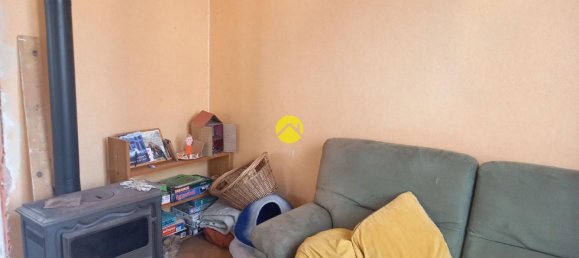 3 bedrooms House in Murat, France No. 200845 5