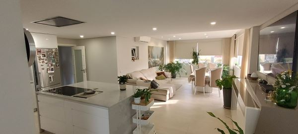 Casa de 5 dormitorios en Quarteira, Portugal No. 57286