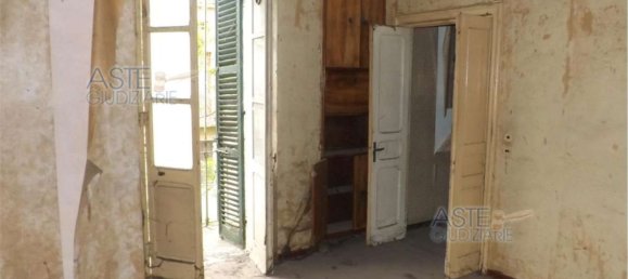 5 bedrooms House in Mondovì, Italy No. 381574 17