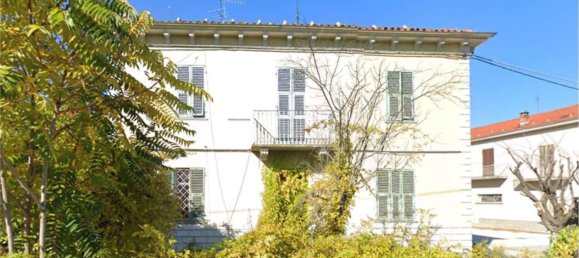 5 bedrooms House in Mondovì, Italy No. 381574 6