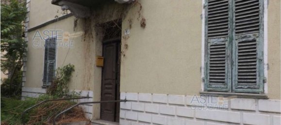 5 bedrooms House in Mondovì, Italy No. 381574 24