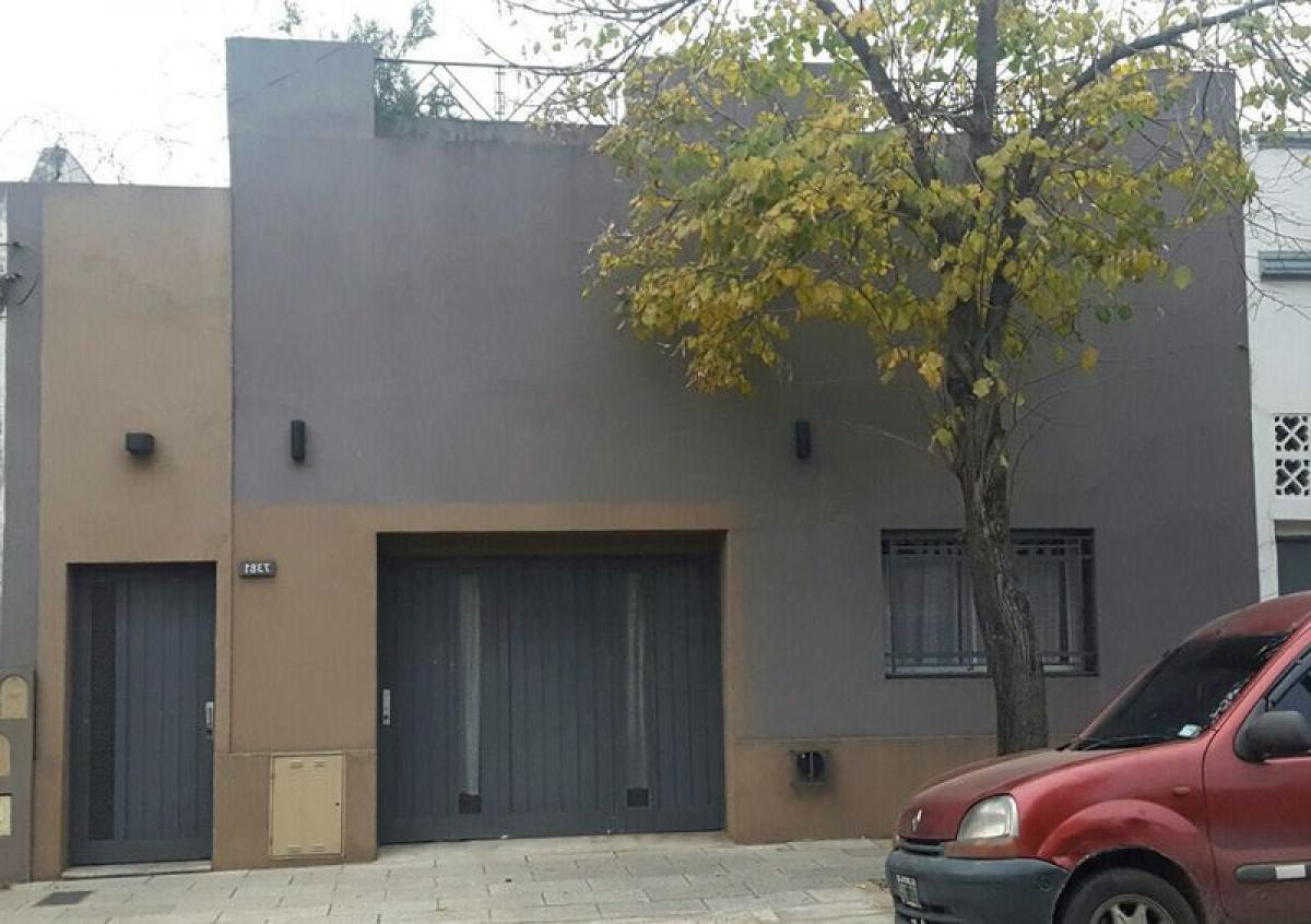 3 bedrooms House in Buenos Aires, Argentina No. 92171