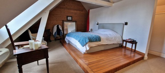 5 bedrooms House in Blois, France No. 258958 16