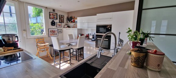 5 bedrooms House in Blois, France No. 258958 7