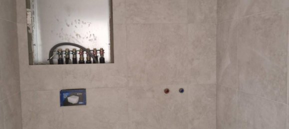 Apartamento de 2 dormitorios en Tulln an der Donau, Austria No. 181108 9