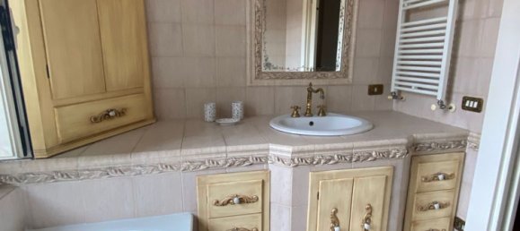 3 Schlafzimmer Wohnung in Rome, Italy, Nr. 348244 18