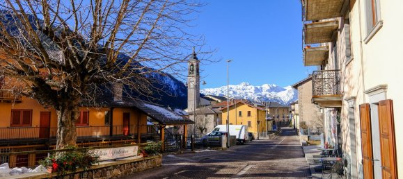 3-salle Appartement à Schilpario, Italy No. 5239 10