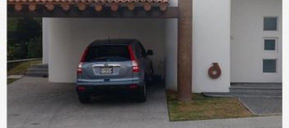 3 bedrooms House in Queretaro, Mexico No. 157972 2