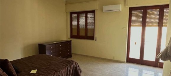 Apartamento de 10 dormitorios en Pachino, Italy No. 337054 6