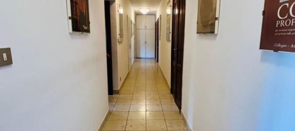 8 bedrooms Apartment in Turin, Italy No. 380301 8